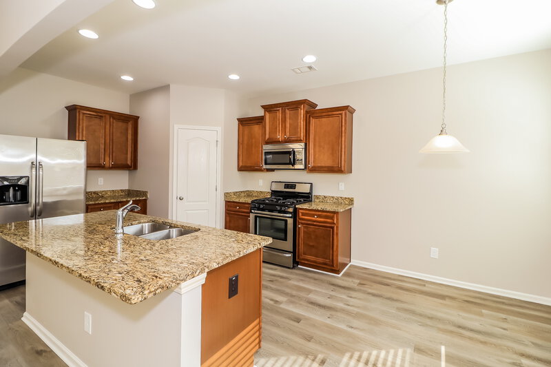 2,175/Mo, 233 Jefferson Ave Canton, GA 30114 Kitchen View