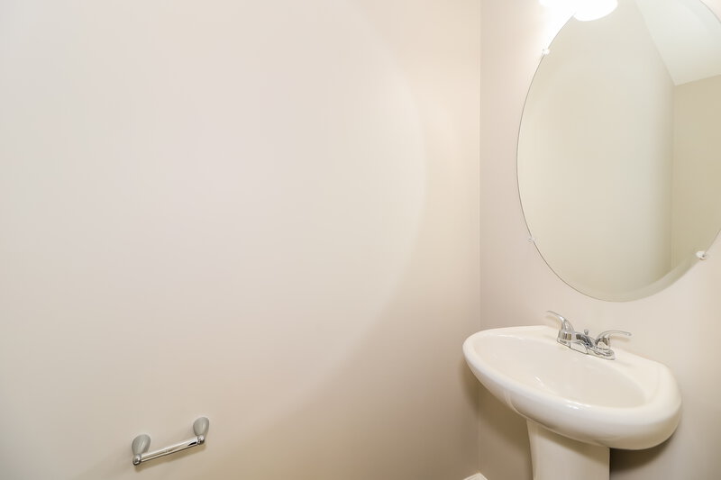 2,175/Mo, 233 Jefferson Ave Canton, GA 30114 Bathroom View