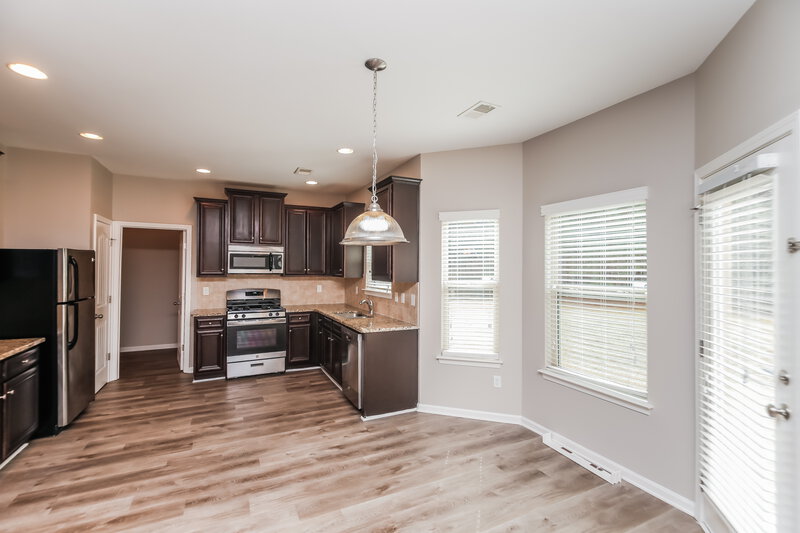 2,215/Mo, 7622 Absinth Dr Atlanta, GA 30349 Breakfast Nook View