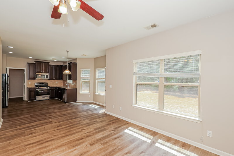 2,635/Mo, 7622 Absinth Dr Atlanta, GA 30349 Living Room View 2