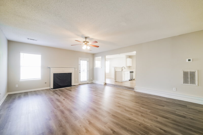 2,110/Mo, 6938 Foxmoor Way Douglasville, GA 30134 Living Room View