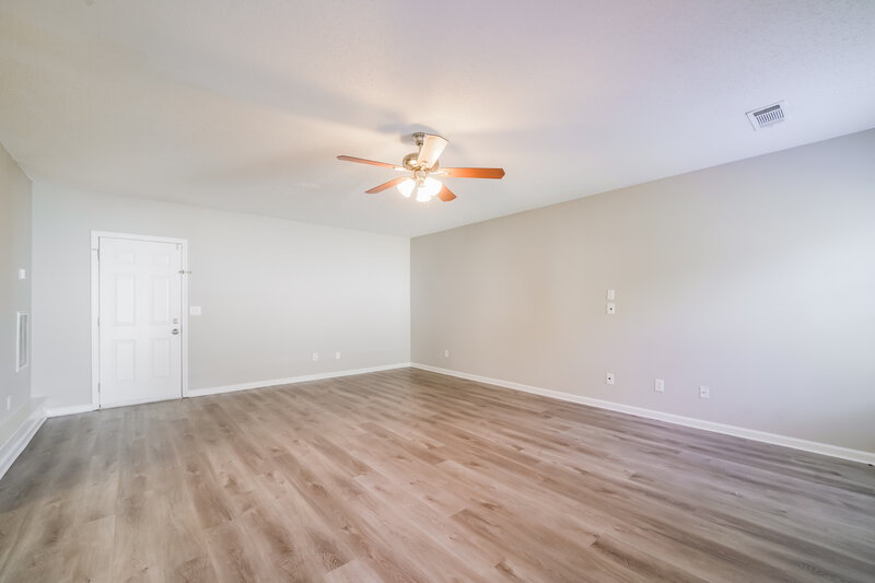 2,110/Mo, 6938 Foxmoor Way Douglasville, GA 30134 Living Room View 2