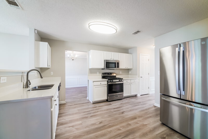 2,110/Mo, 6938 Foxmoor Way Douglasville, GA 30134 Kitchen View