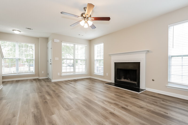 2,335/Mo, 96 Revere Turn Fairburn, GA 30213 Living Room View