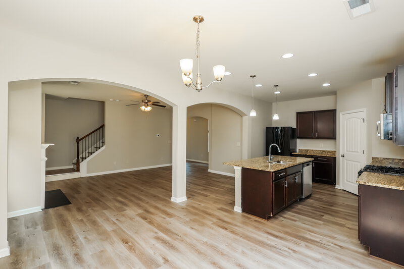 2,410/Mo, 520 Dasheill Ln Atlanta, GA 30349 Dining Room View
