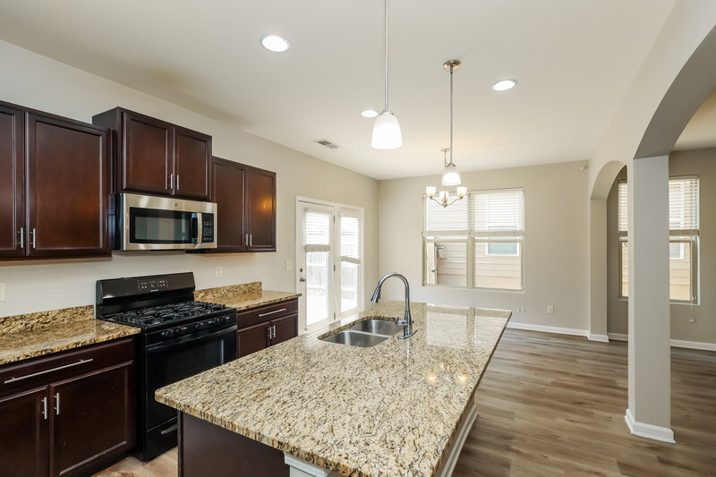 2,410/Mo, 520 Dasheill Ln Atlanta, GA 30349 Kitchen View 2