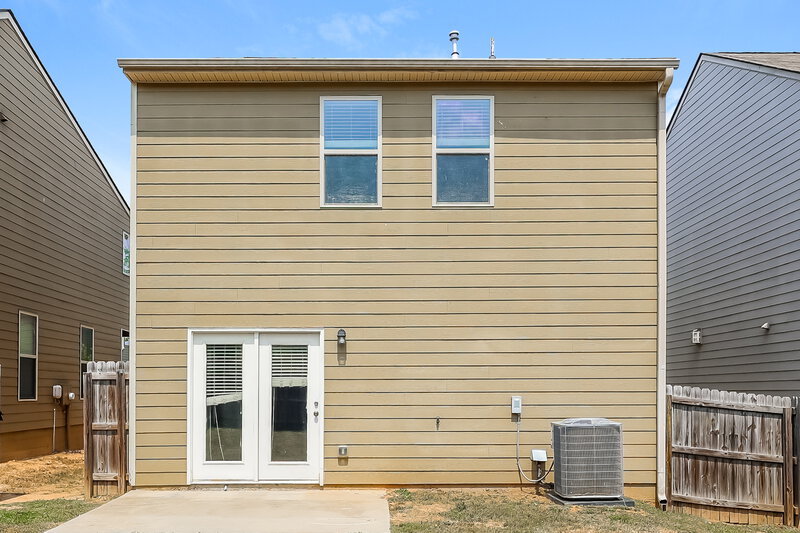 2,410/Mo, 520 Dasheill Ln Atlanta, GA 30349 Rear View