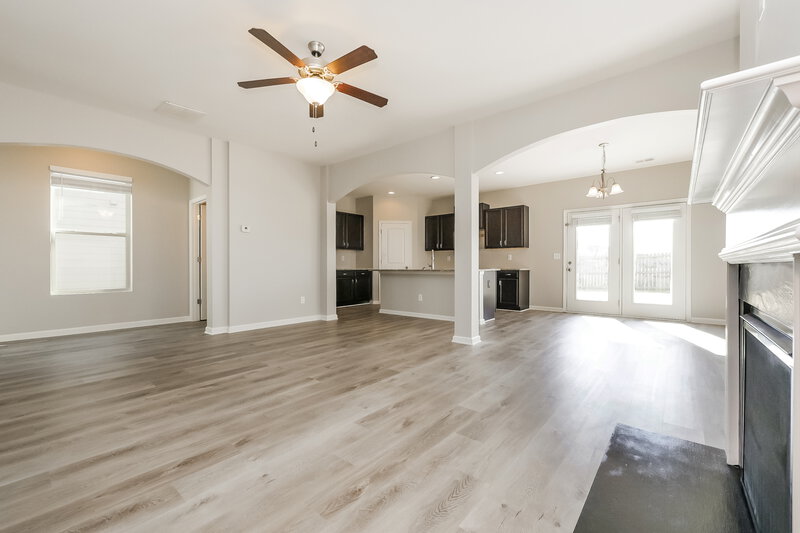 2,410/Mo, 2632 Cornwall Dr McDonough, GA 30253 Living Room View