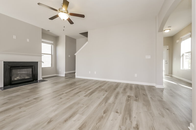 2,410/Mo, 2632 Cornwall Dr McDonough, GA 30253 Living Room View 3