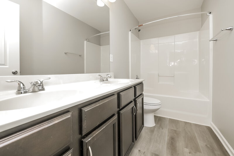 2,410/Mo, 2632 Cornwall Dr McDonough, GA 30253 Bathroom View