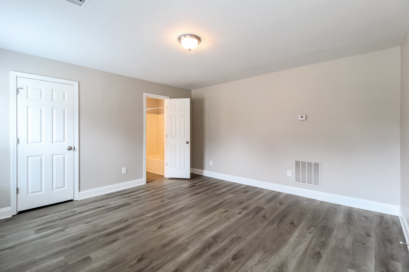 2,480/Mo, 1005 Old Spring Way NE Buford, GA 30518 Bedroom View