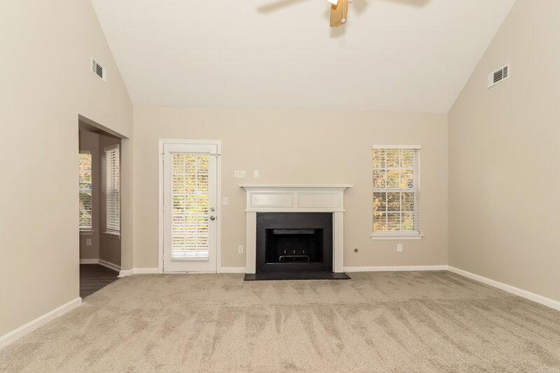 2,015/Mo, 3328 Metro Way Snellville, GA 30039 Misc View 3