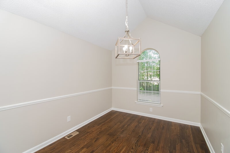 2,015/Mo, 2706 Candler Ct Marietta, GA 30064 Dining Room View 2