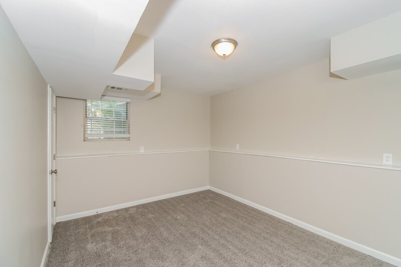 2,015/Mo, 2706 Candler Ct Marietta, GA 30064 Bedroom View 6