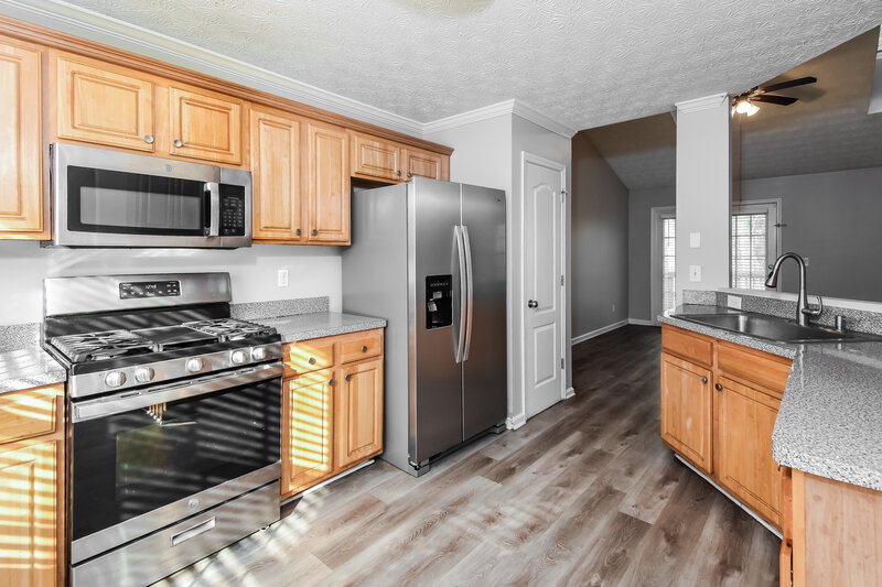 2,295/Mo, 2682 Owens Avenue SW Marietta, GA 30064 Kitchen View 2