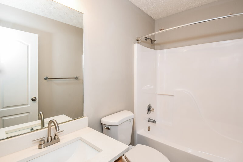 2,295/Mo, 2682 Owens Avenue SW Marietta, GA 30064 Bathroom View