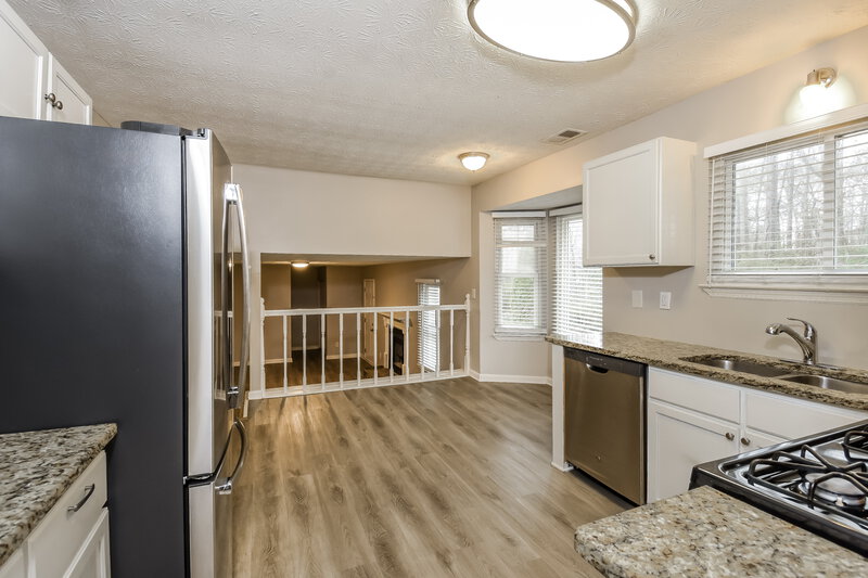 2,085/Mo, 4067 Keheley Glen Dr Marietta, GA 30066 Kitchen View