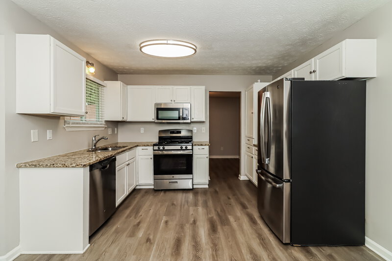 2,310/Mo, 4067 Keheley Glen Dr Marietta, GA 30066 Kitchen View