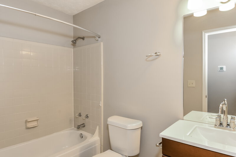 2,085/Mo, 4067 Keheley Glen Dr Marietta, GA 30066 Bathroom View