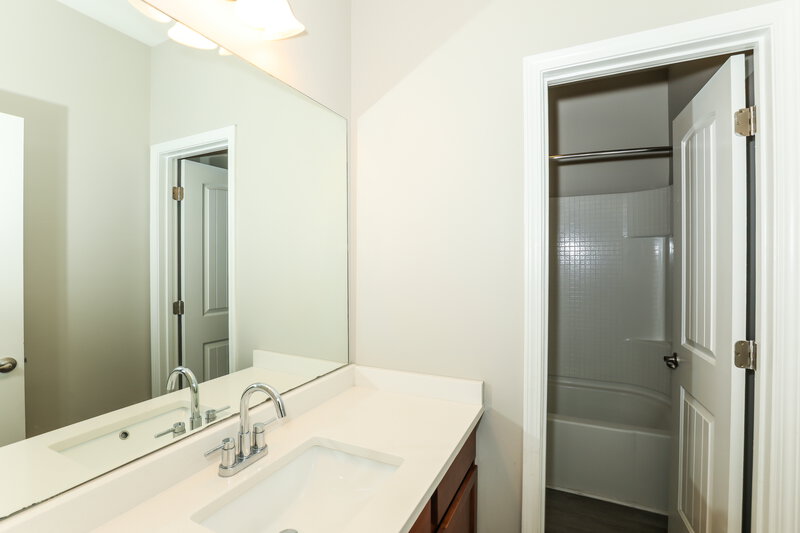 2,095/Mo, 231 Galway Ln Hampton, GA 30228 Bathroom View