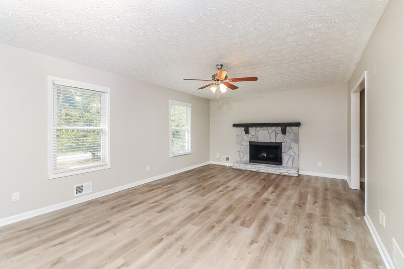 2,285/Mo, 2920 Sandstone Trail Marietta, GA 30064 Living Room View