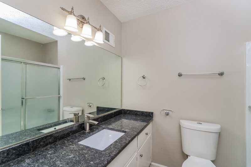 2,285/Mo, 2920 Sandstone Trail Marietta, GA 30064 Bathroom View 2