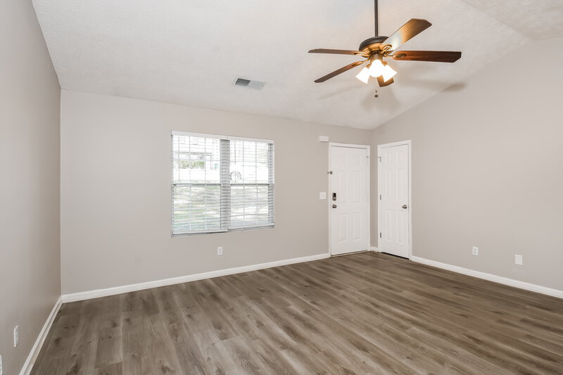 1,920/Mo, 169 Bentley Pkwy Woodstock, GA 30188 Living Room View