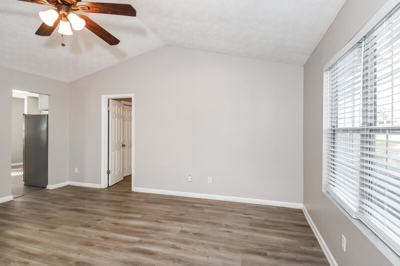 1,920/Mo, 169 Bentley Pkwy Woodstock, GA 30188 Main Bedroom View