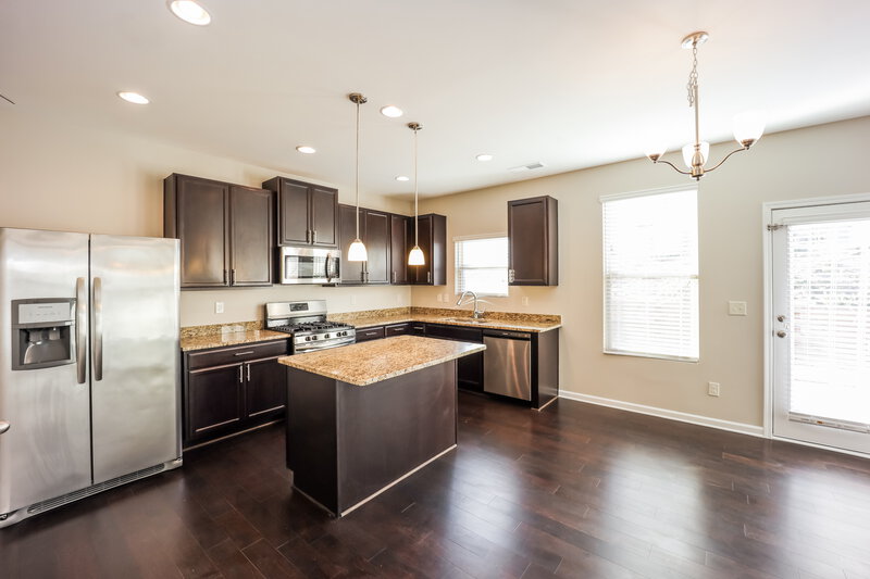 3,150/Mo, 5259 Cantbury Way Atlanta, GA 30349 Kitchen View