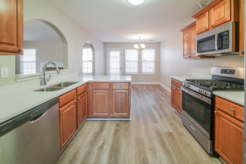2,935/Mo, 2688 Trellis Oaks Ct SW Marietta, GA 30060 Kitchen View 2