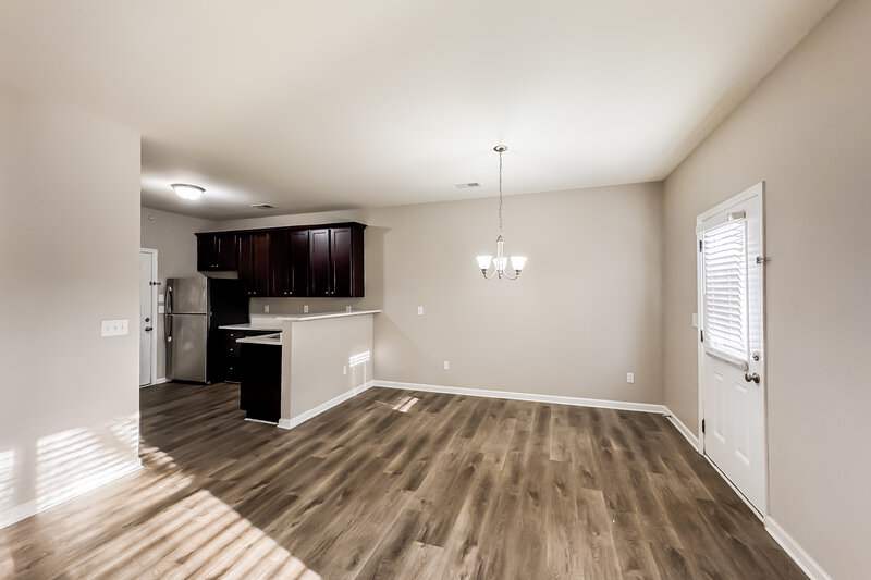 1,850/Mo, 525 Arrowhead Dr Dallas, GA 30132 Dining Room View