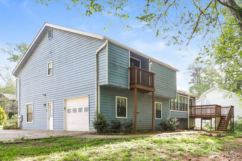 2,125/Mo, 6824 Creekwood Dr Douglasville, GA 30135 Rear View