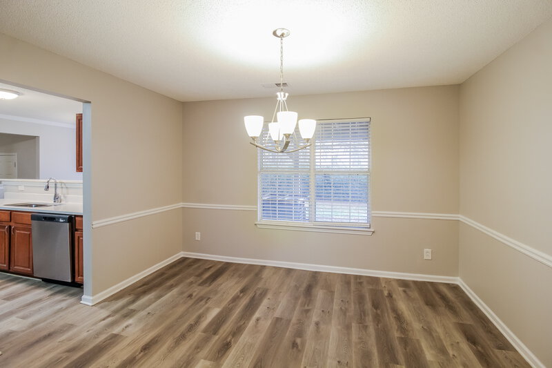 2,060/Mo, 2362 Rambling Way Lithonia, GA 30058 Dining Room View 2