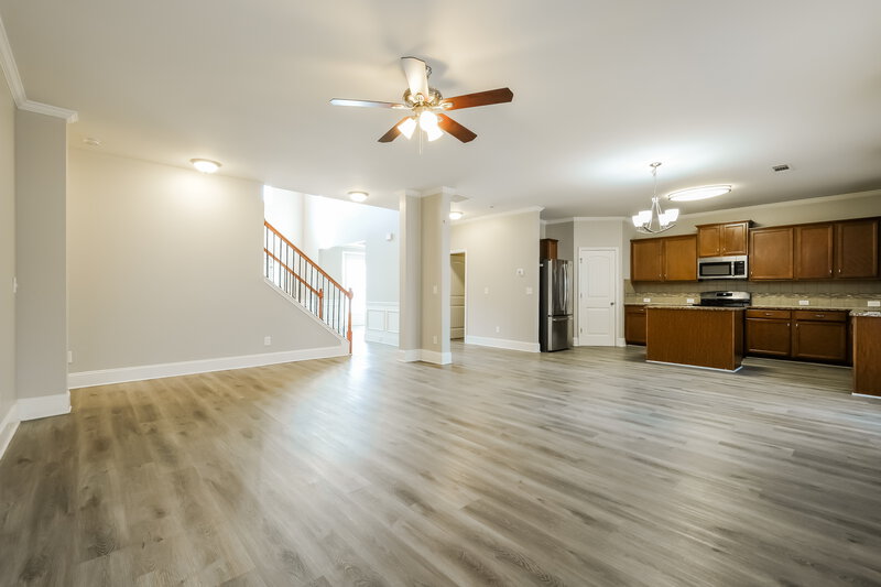 2,590/Mo, 1416 Blue Sail Ave Grayson, GA 30017 Living Room View