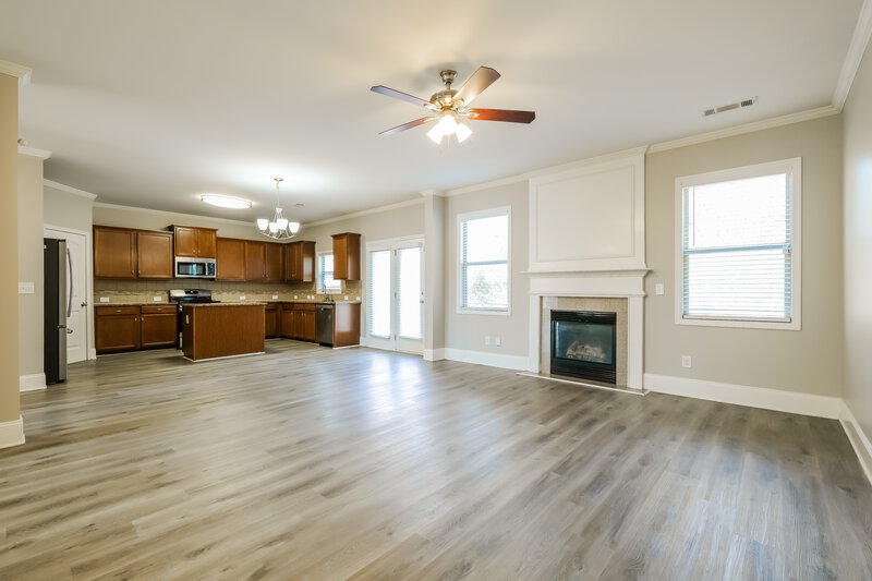 2,590/Mo, 1416 Blue Sail Ave Grayson, GA 30017 Living Room View 2