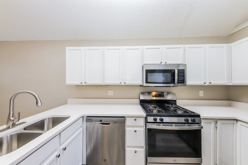 2,050/Mo, 2740 Owens Ave SW Marietta, GA 30064 Misc View 6