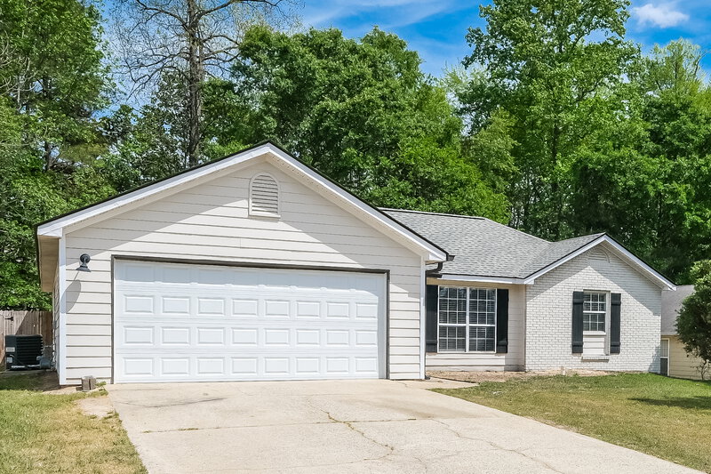 2,050/Mo, 320 Emerald Green Ct Atlanta, GA 30349 Front View