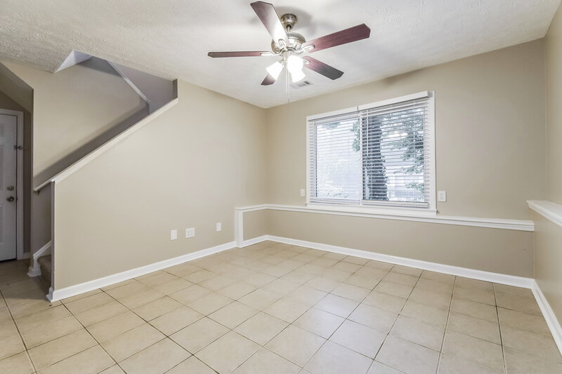 2,025/Mo, 108 Franklin Hills Ct Canton, GA 30114 Living Room View