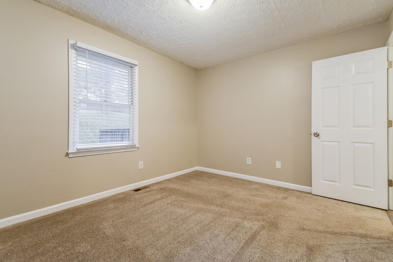 2,025/Mo, 108 Franklin Hills Ct Canton, GA 30114 Bedroom View 2