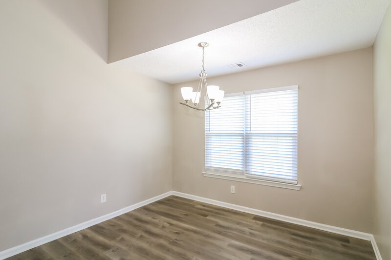 2,140/Mo, 213 Summer Hill Cir Stockbridge, GA 30281 Dining Room View