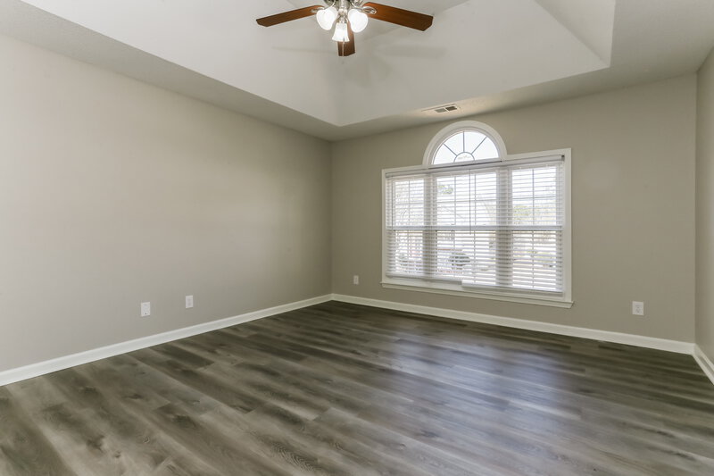 2,100/Mo, 213 Summer Hill Cir Stockbridge, GA 30281 Main Bedroom View