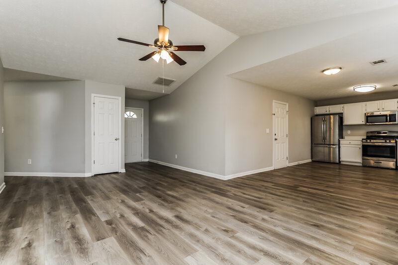 1,805/Mo, 116 Taylor Knoll Way McDonough, GA 30253 Living Room View 2