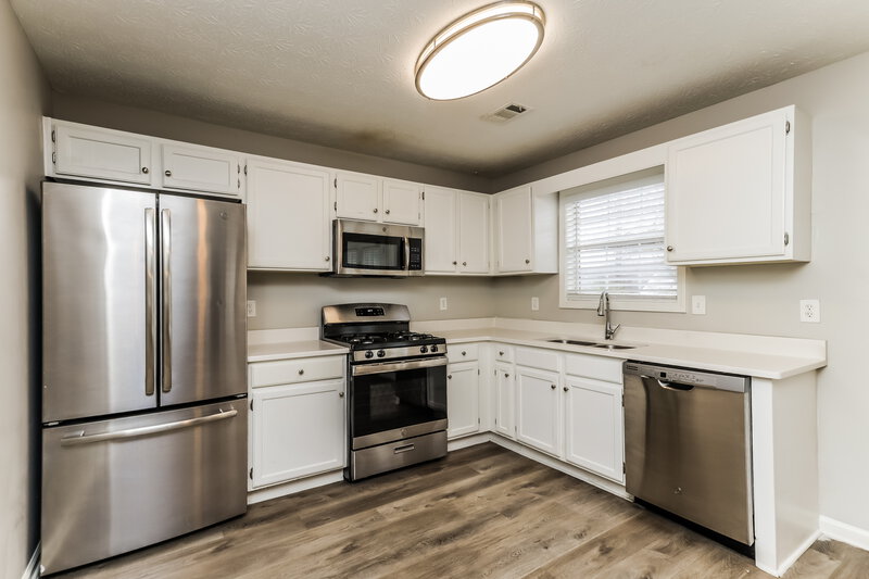 1,805/Mo, 116 Taylor Knoll Way McDonough, GA 30253 Kitchen View