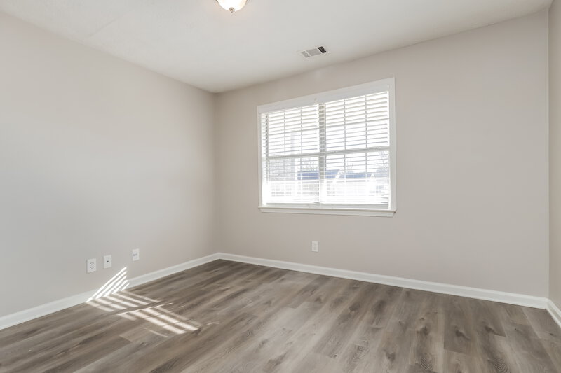 1,735/Mo, 221 Greenleaf Dr Hampton, GA 30228 Bedroom View