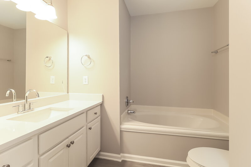 2,075/Mo, 2901 Albright Commons Kennesaw, GA 30144 Main Bathroom View