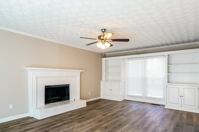 2,350/Mo, 2156 Shillings Chase Dr Kennesaw, GA 30152 Living Room View