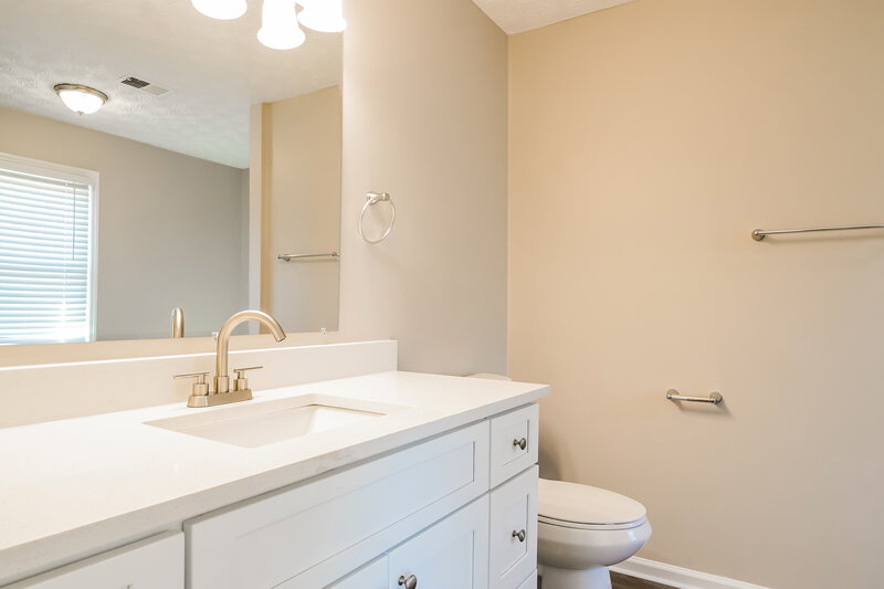 2,350/Mo, 2156 Shillings Chase Dr Kennesaw, GA 30152 Main Bathroom View