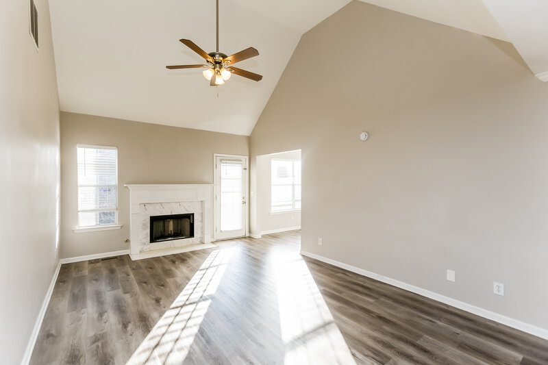 2,340/Mo, 2129 Cumberland Creek Trail SW Marietta, GA 30008 Living Room View