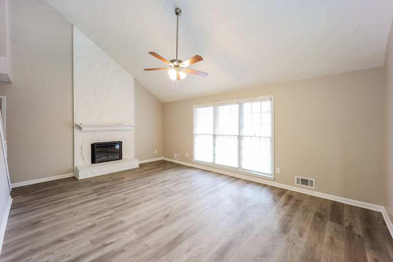 2,055/Mo, 285 Mimosa Dr Fayetteville, GA 30214 Living Room View