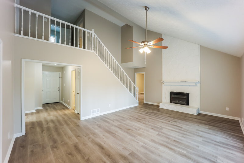 2,055/Mo, 285 Mimosa Dr Fayetteville, GA 30214 Living Room View 2
